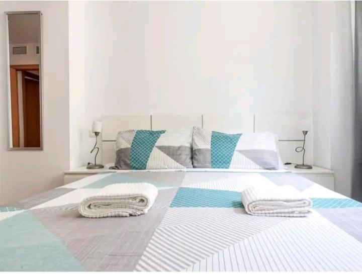Apartamento Con Patio Y Piscina Cerca De Sevilla La Algaba Eksteriør bilde