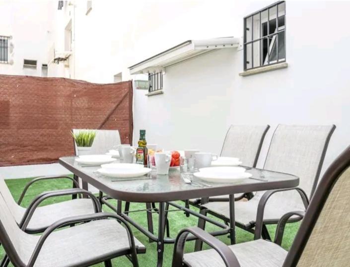 Apartamento Con Patio Y Piscina Cerca De Sevilla La Algaba Eksteriør bilde